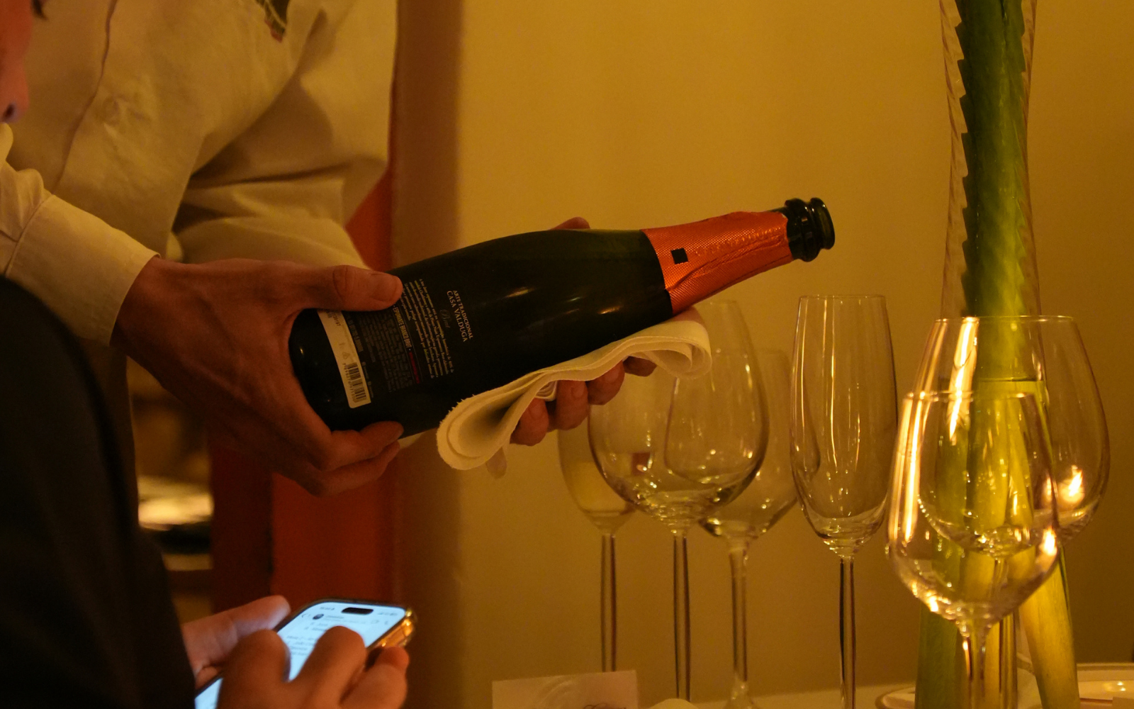 Garrafa de vinho - Casa Nonna João Pessoa - PB